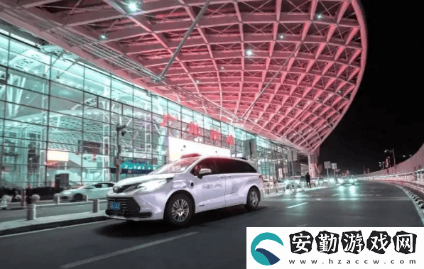 廣州領跑！自動駕駛出租車市中心正式上路