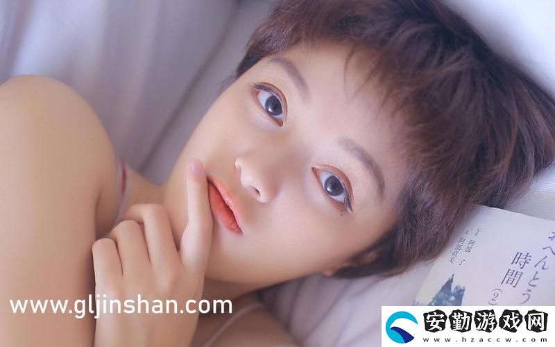 老趙抱著月月在廚房做歐美
